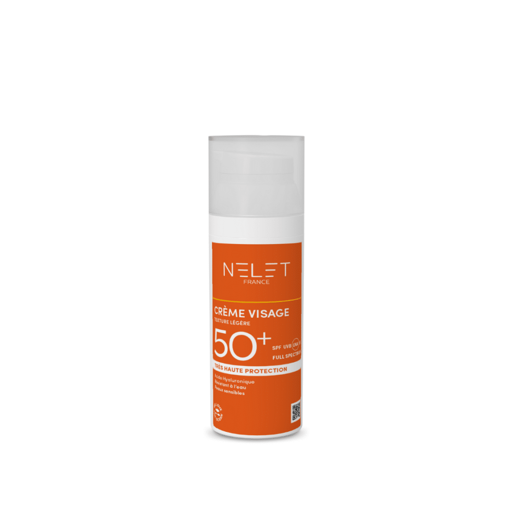 Photographie de la crème solaire visage texture légère et SPF 50+