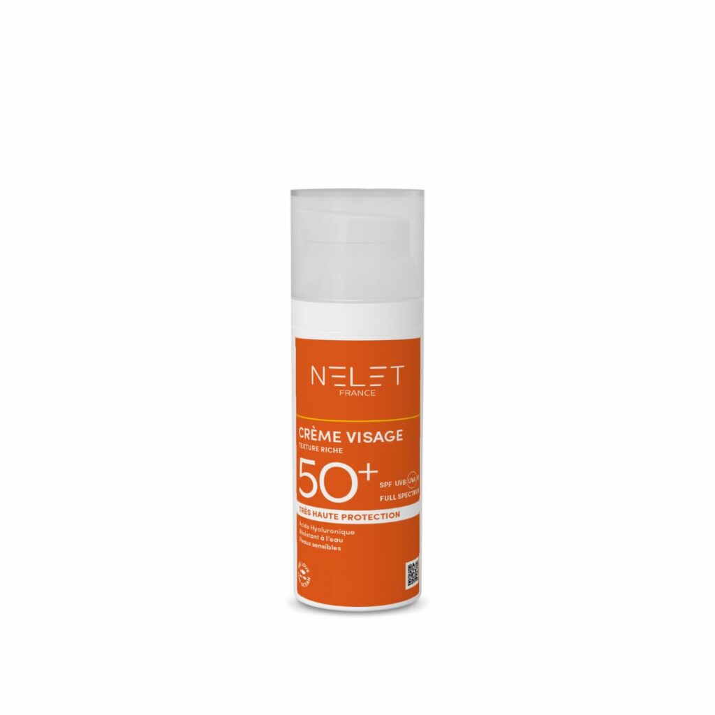 Photographie de la crème solaire visage spf 50 à la texture riche